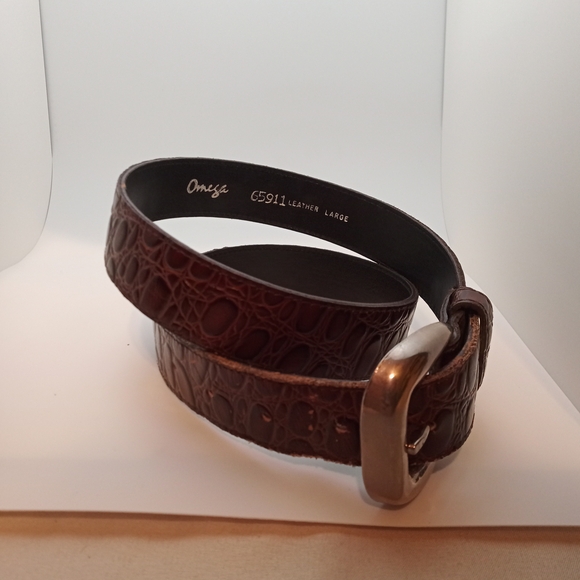 Omega Vintage 80's USA Made Brown Leather Crocodile Pattern Belt Size Large! - Picture 2 of 10